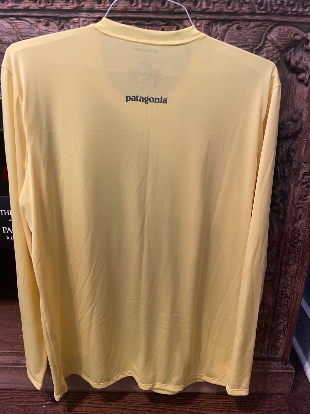 Patagonia Men's Long Sleeve Crew in Yellow - Picture 3 of 3